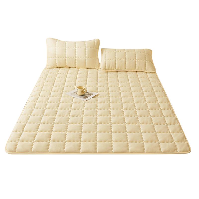 Summer Thin Mattress Pad & Blanket - Breathable & Soft Protector for Dorm, Hotel, and B&B Single Beds.