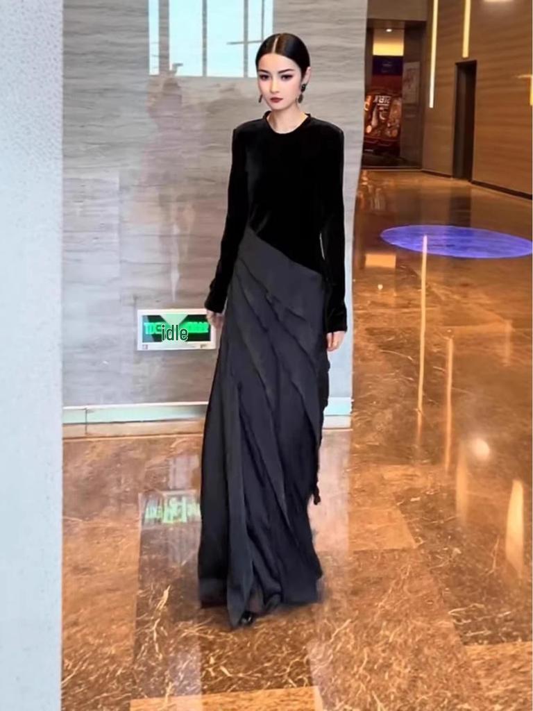 2026 Spring Women's Black Velvet Patchwork Slim Fit Luxury Long Dress