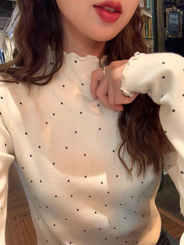 Dámské tričko s dlouhým rukávem, slim fit, s vysokým límečkem a volánky s puntíky