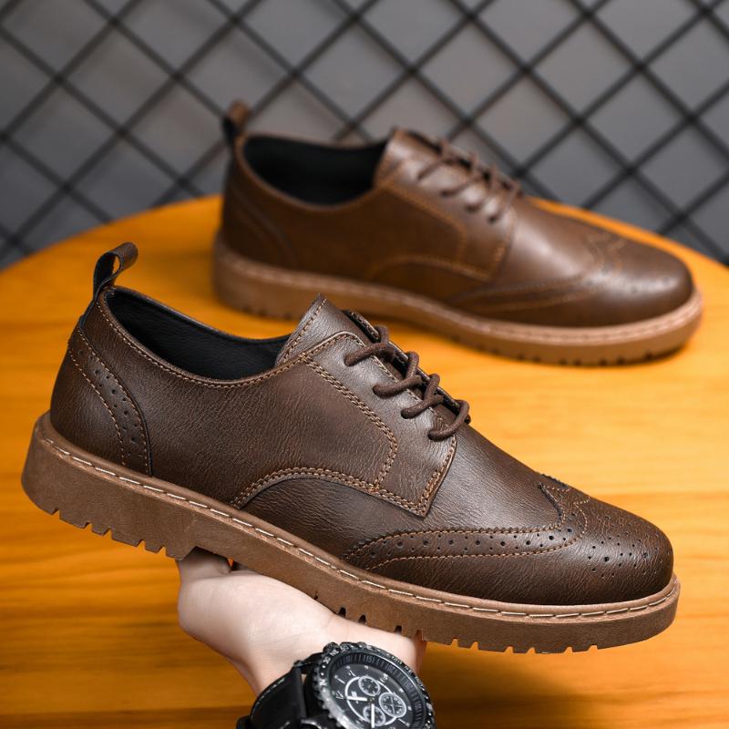 New Men Oxford Shoes Luxury High Quality Brogue Dress Shoes for Men Classic Business Leather Shoes Fashion Men Casual Shoe