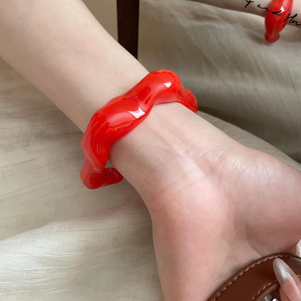 Irregular Resin Bangle Europe American Style Exaggerated Bracelet Unique Wide Open Bangle  Women