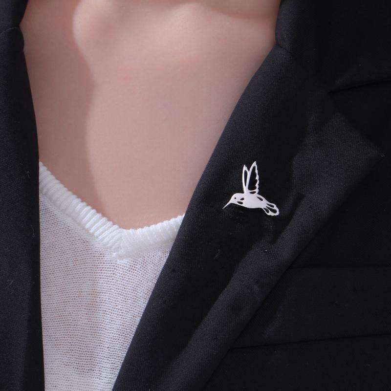Stainless Steel Hummingbird Eagle Hawk Metal Brooch Animal Lapel Pins For Men Women Syrian National Emblem Badges Jewelry Gift