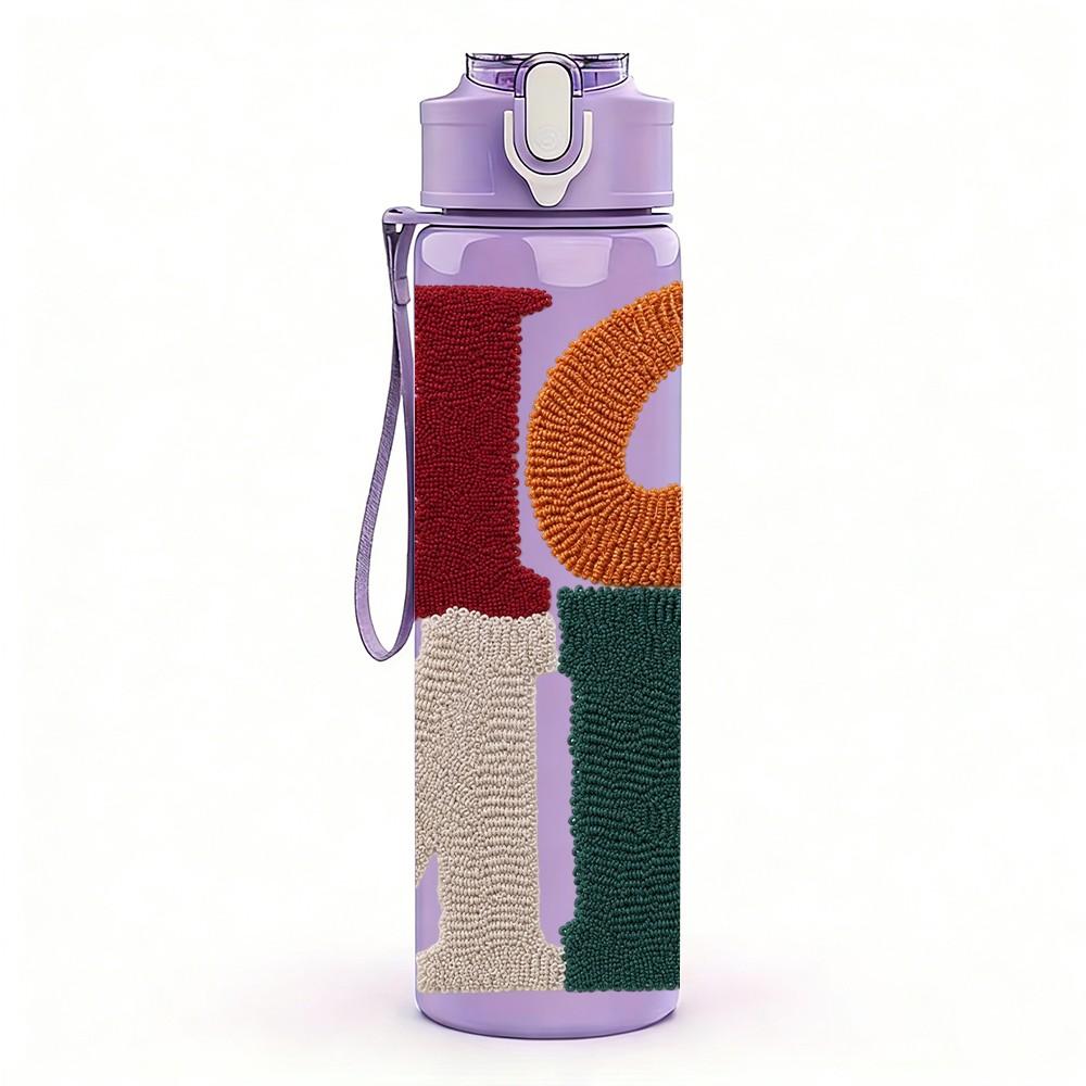 1PC Home Bold Retro Letter Pattern 750ml Color Plastic Sports Water Bottle Leakproof Flip Straw Lid Suitable for Sports Office Home Use