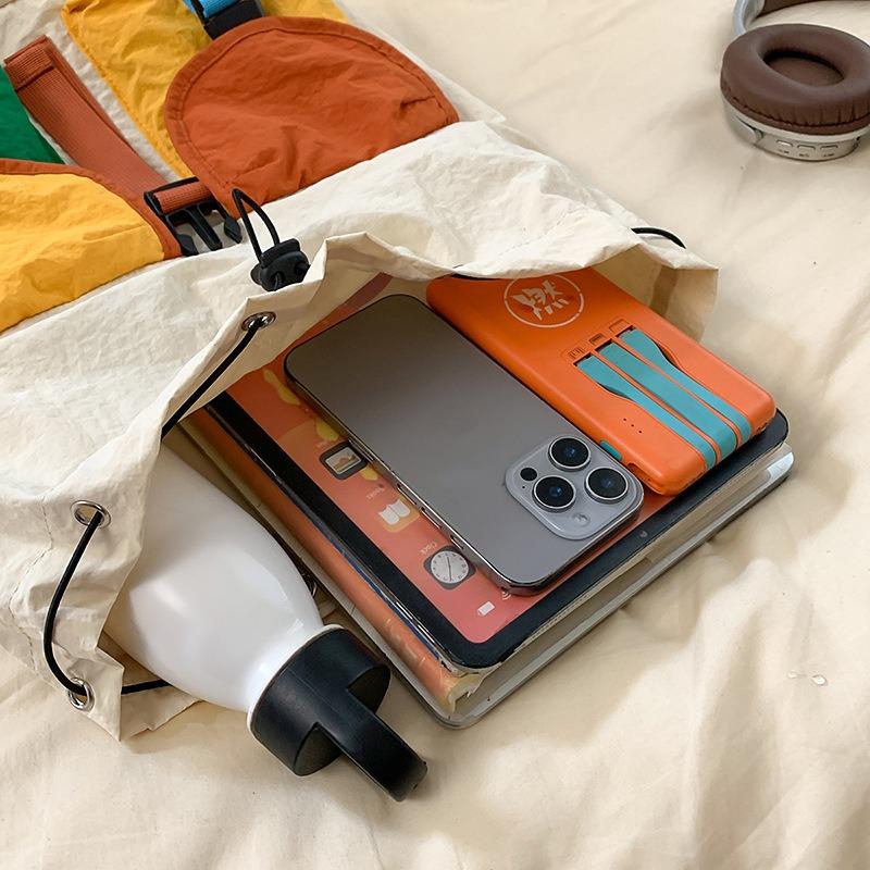 The new schoolbag is high-value, fresh and sweet, contrasting color splicing backpack, lightweight mountaineering travel backpack for men and women