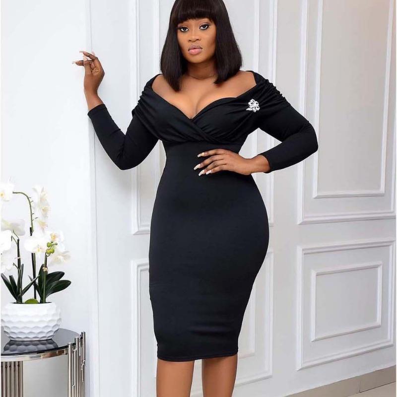 C Autumn New Women's Clothing Large Size V-neck Pleated Long-sleeved Dress