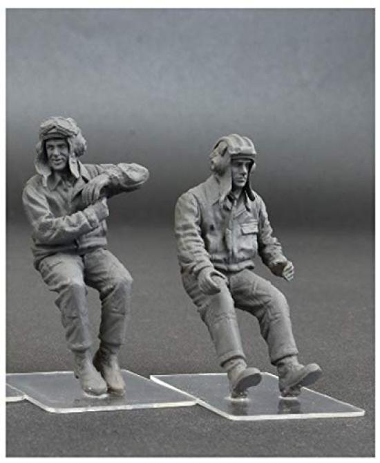 MiniArt Scale Soviet Tank Crew Plastic Model Kit MA37037 1/35 1960-70s (4 Figures)