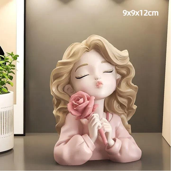 

Скандинавская смоляная фигурка девушки, держащей цветы – Настольное украшение Pink A