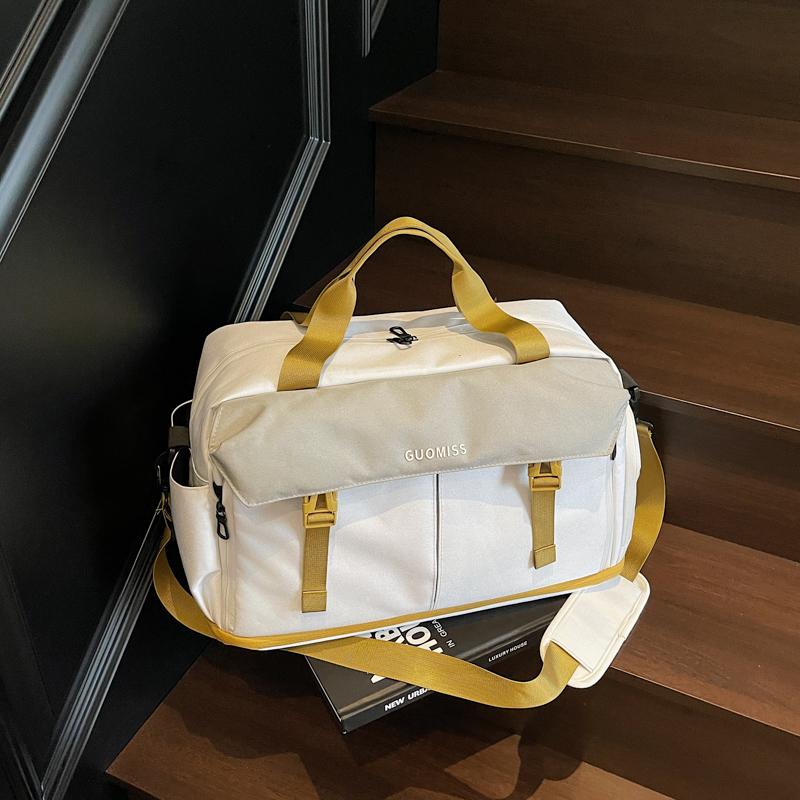 Large Capacity Travel Duffel Bag with Multiple Pockets Foldable Design Casual Weekend Carry On Bag