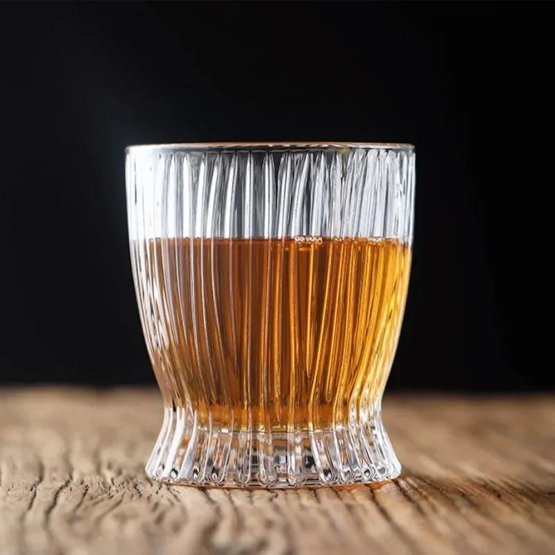 

280 мл/350 мл Тонкий стакан для пива в полоску Романтичная юбка-пламя Хрустальный кубок Прозрачные стеклянные чашки для напитков Вертикальная кофейная чашка 1pcs