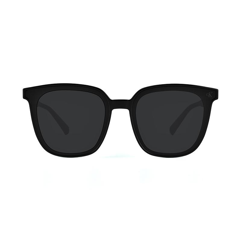 Calvin Klein Square Sunglasses With Logo Design For UV Protection Unisex sunglasses CKJ25637SLB