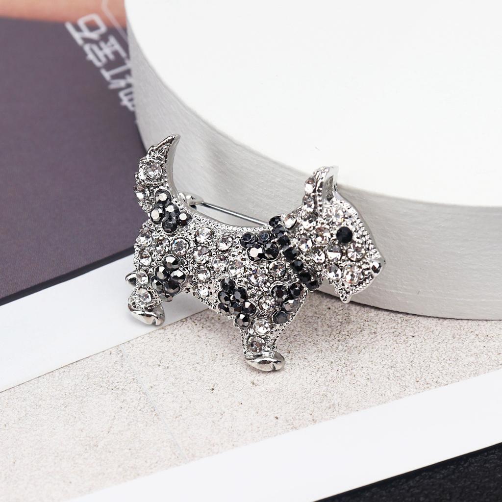 Fashion Women Men Crystal Dog Brooches Pins Trendy Rhinestone Vintage Animal Badges Accessories Clothes Coat Brooch Pin Gift