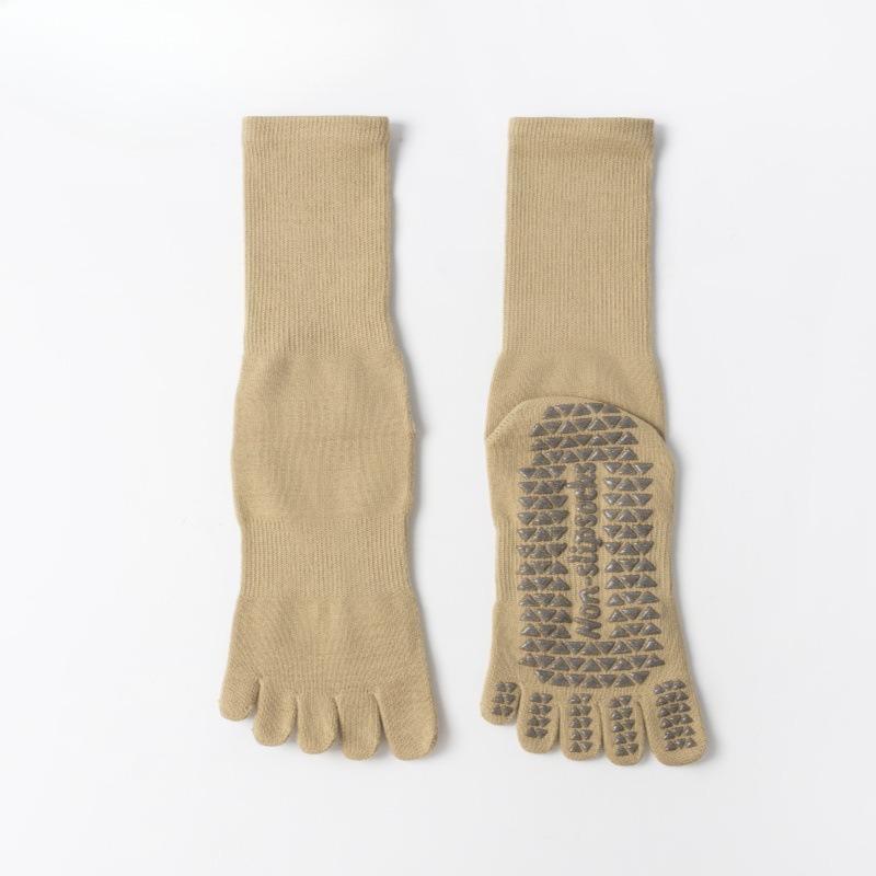 Cotton Yoga Socks with Anti-slip Properties for Pilates Five-finger Socks, Pure Cotton Sweat-absorbing Long-tube Yoga Sports Socks