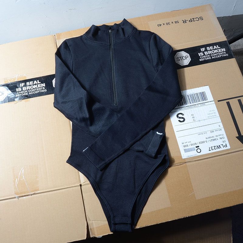 

Front Long-Sleeve Zipper Vertical Thread Small Turtleneck Jumpsuit Black M