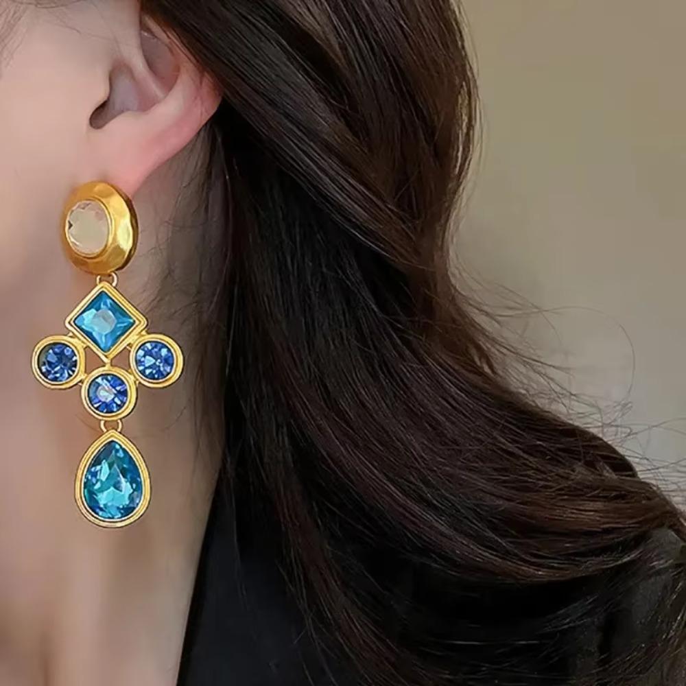 Rhinestone Blue Crystal Earring Sparkle Stud Earring Charms Aquamarine Ear Clip Female Gifts