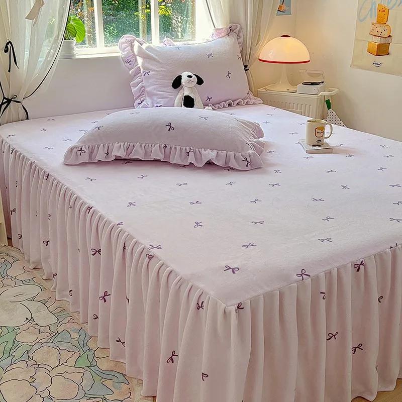 2024 new high-gram princess wind milk fleece printed bed skirt 1 pc winter thickened warm bedspread mattress with skirt 3pcs