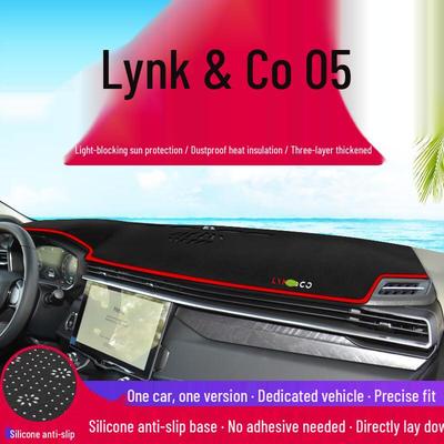 Lynk & Co 05 Dashboard Sunshade & Heat Insulation Pad