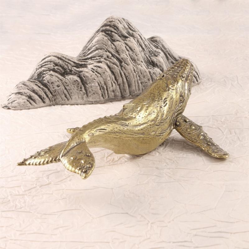 Metal Animal Statues Figurines Retro Whale Statue Figurines Sculptures Tabletop Centerpieces Home Decors Collectibles