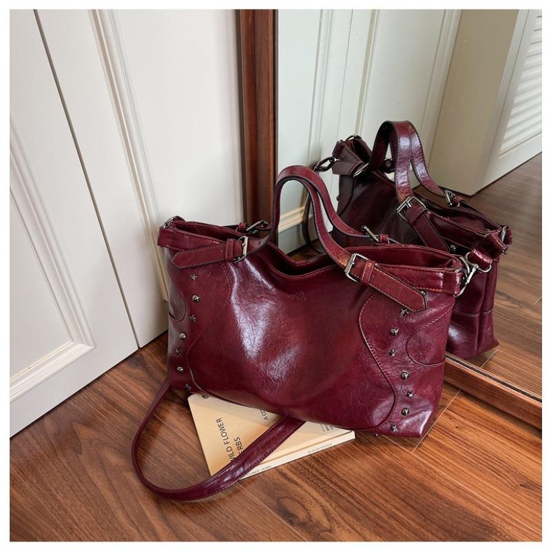 

Ретро сумка женская большой вместимости новая летняя повседневная сумка-мессенджер с заклепками портативная сумка-тоут для поездок бордовый