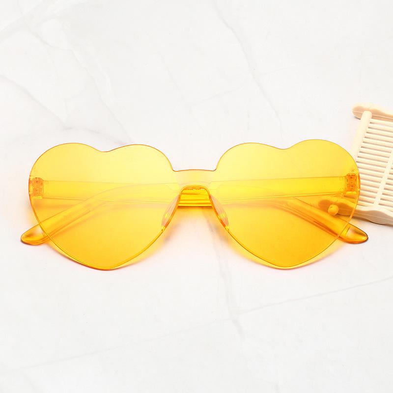 Transparent Heart-Shaped Jelly Sunglasses for Men & Women - European & American One-Piece Design