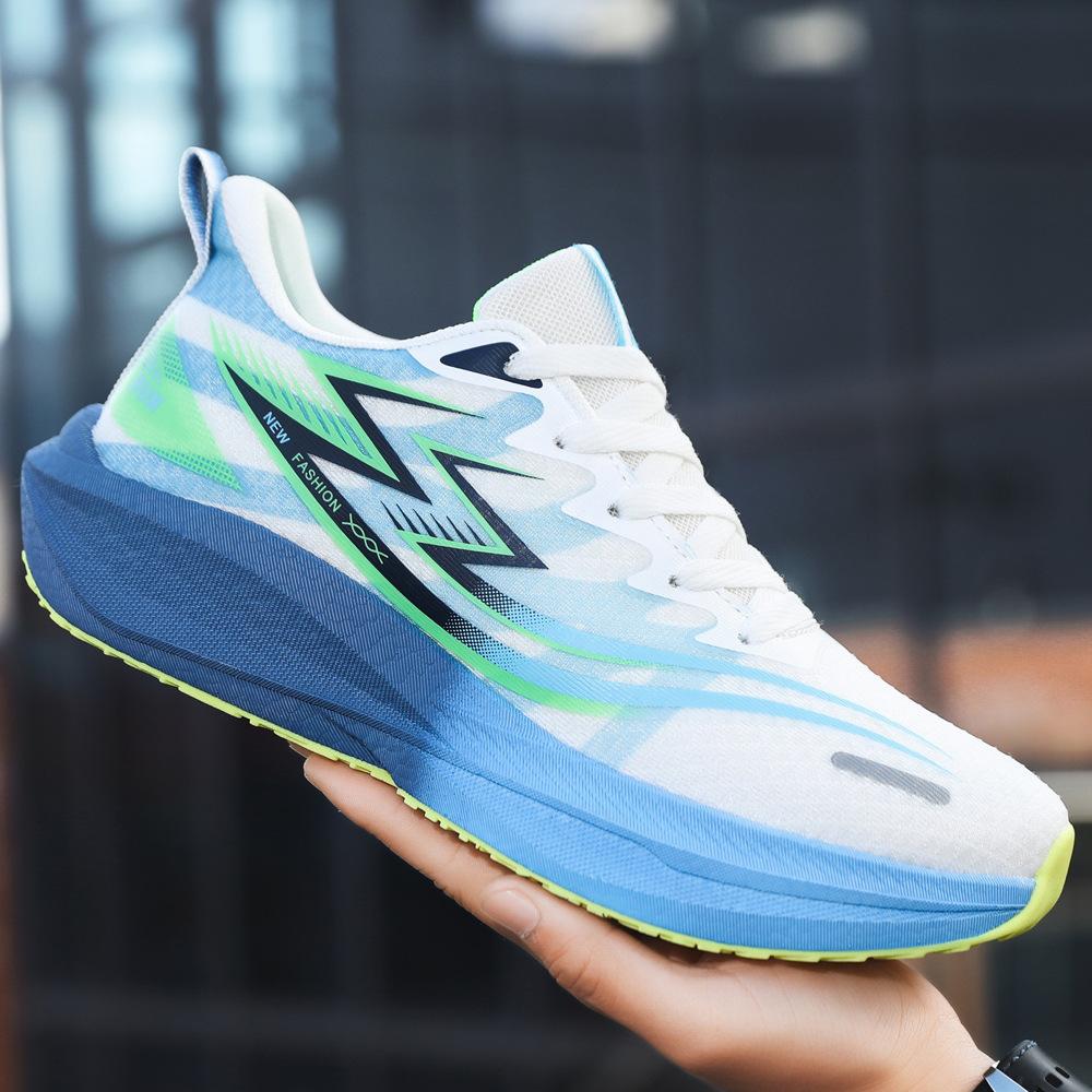 New Men's Shoes Carbon Board Shoes Sports Shoes Men's and Women's Casual Shoes Sports Shoes Flying Woven Running Shoes