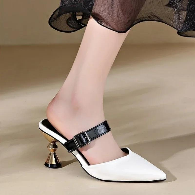 

Size 35-42 Women Kitten Heels Mules Golden Rivet Pointed Toe Summer Sandals Fashion Beige Ladies Casual Med Heels Shoes Luxury 35 белый