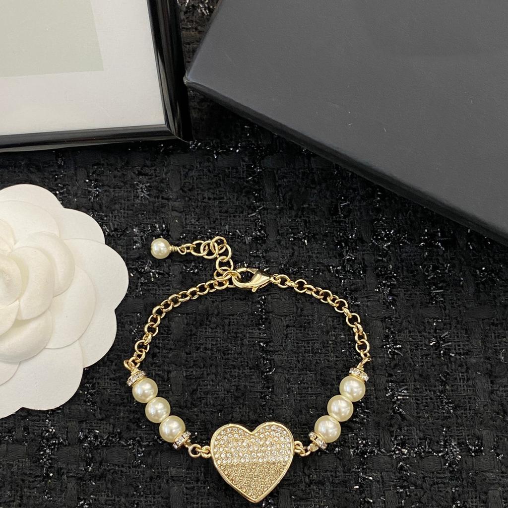 NOVÉ INBrand Trend náramek Manželství Diamantové srdce Postupná barva Diamantový přívěsek Náramek s perlou Super krásný Krása přenáší