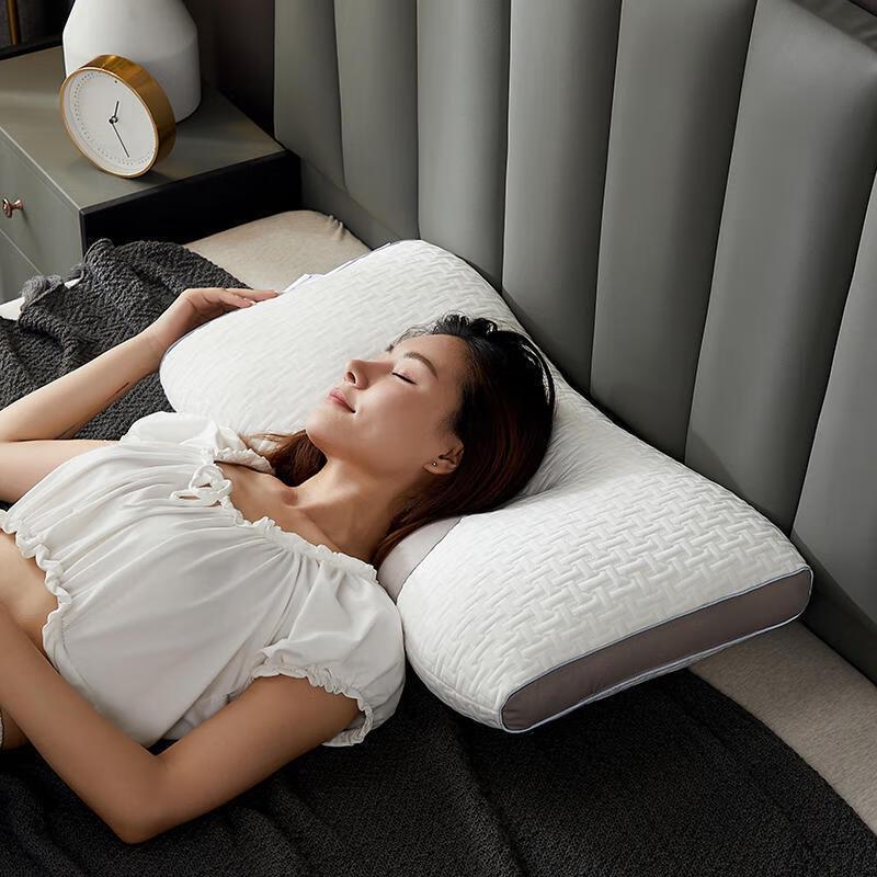 OEING Soybean Fiber Neck Support Massage Pillow