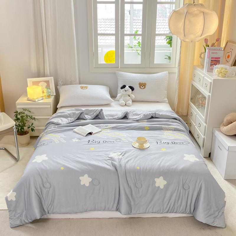 Cartoon Rainbow Bear Summer Quilt 100% Cotton Air Conditioning Thin Quilt for Kids Teens Multi-functional Nap Quilted Quilt