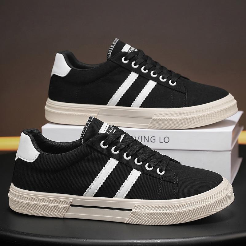 New Men's Classic Four Seasons Fashion Low Top Skateboarding Shoes Comfortable Soft Sole Sneakers