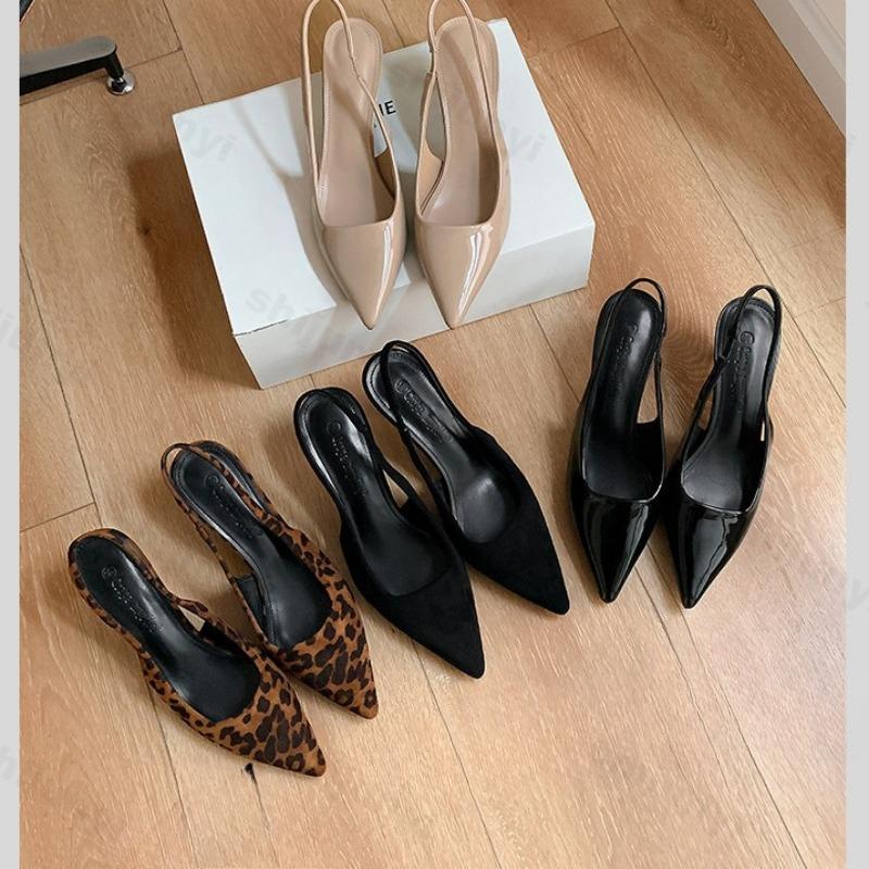 Fashion Women's High Heels 2025 New Ankle Buckle Strap Sandals Leopord Print Thin Heel Fashion Medium Heel Women's Pumps Summer Shoes