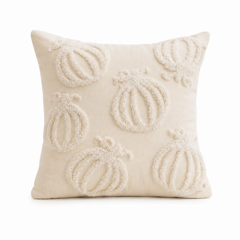 Comfortable Halloween Pillow Cover Wear Resistant Skin-friendly 3D Tufting Pillowslip Soft Texture Adorable Throw Pillowcase