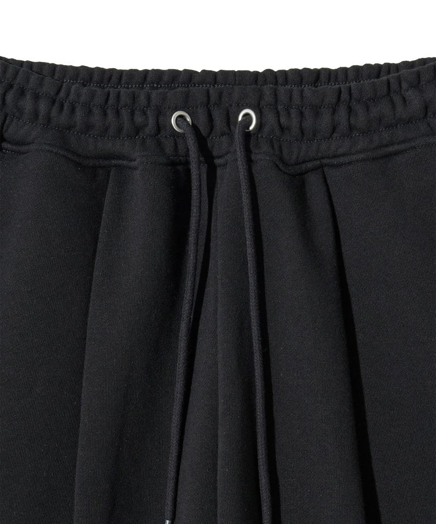 YALE Small Arch One-Tuck Sweatpants_Black