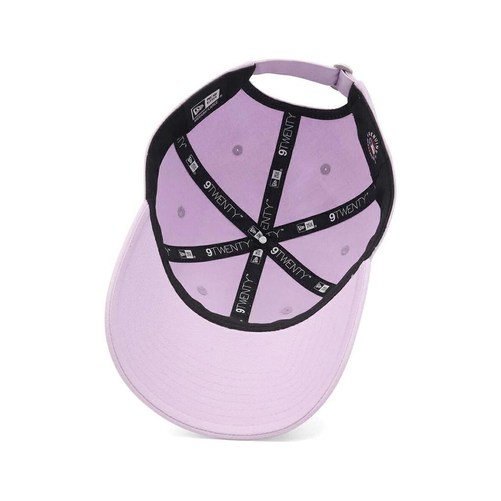 New Era 9TWENTY Cloth Strap Long Visor Cap 15128956 NER35C2380 LA Pastel Lilac New Era Cap MLB ONSPOTZ Special Edition Mini Logo Heart Los Angeles