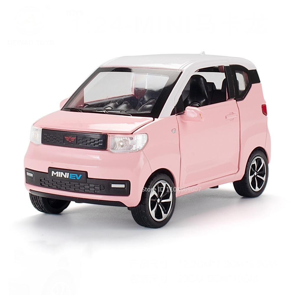 

1:24 Scale Toy Models WuLing HongGuang Mini EV Cars Alloy Diecast Binguo Car Doors Opened Sound Light Pull Back Toys Kids Gifts