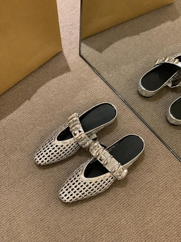 Shining Galaxy~ Rhinestones inner height increase baotou half slippers children wear new fishing nets hollowed out silver sandals in summer