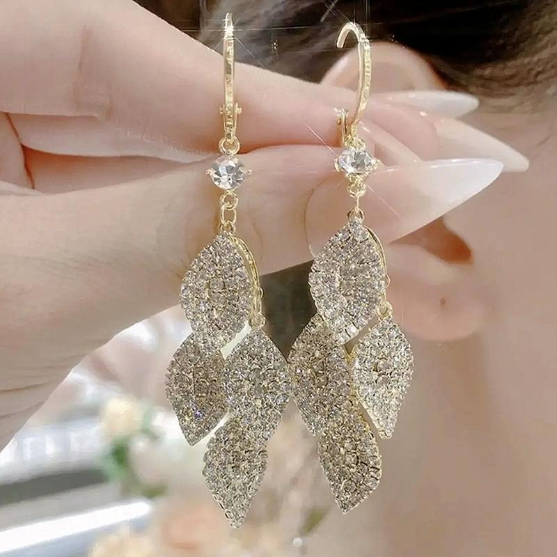 

Bohemian Black Leaf Earrings Starry Long Tassel Earrings Versatile Earrings
