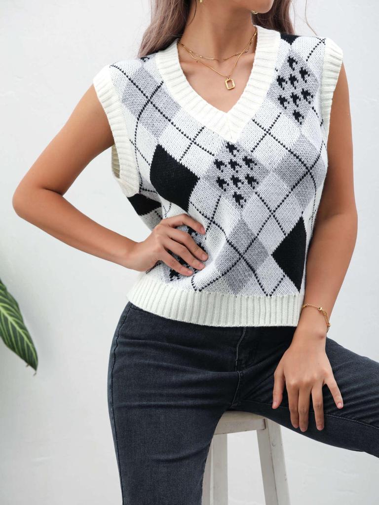 Headless Style Diamond Knit V-Neck Vest - Autumn/Winter Jacquard Pullover