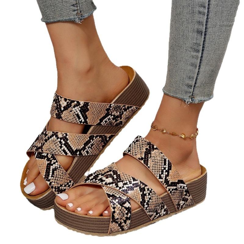 Large size casual sandals women's new flat-bottomed thick-soled one-word cross sandals