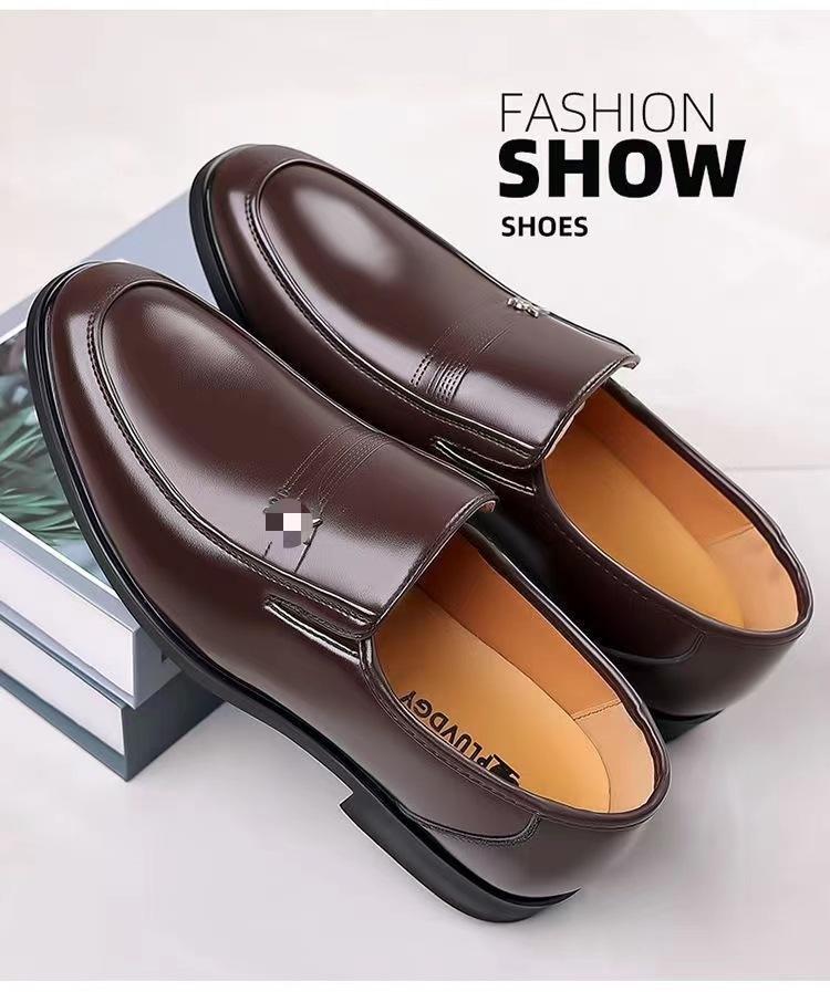 

2025 new special clearance processing leather shoes men s business work shoes middle-aged and elderly father shoes gentleman s formal wear 44 коричневий