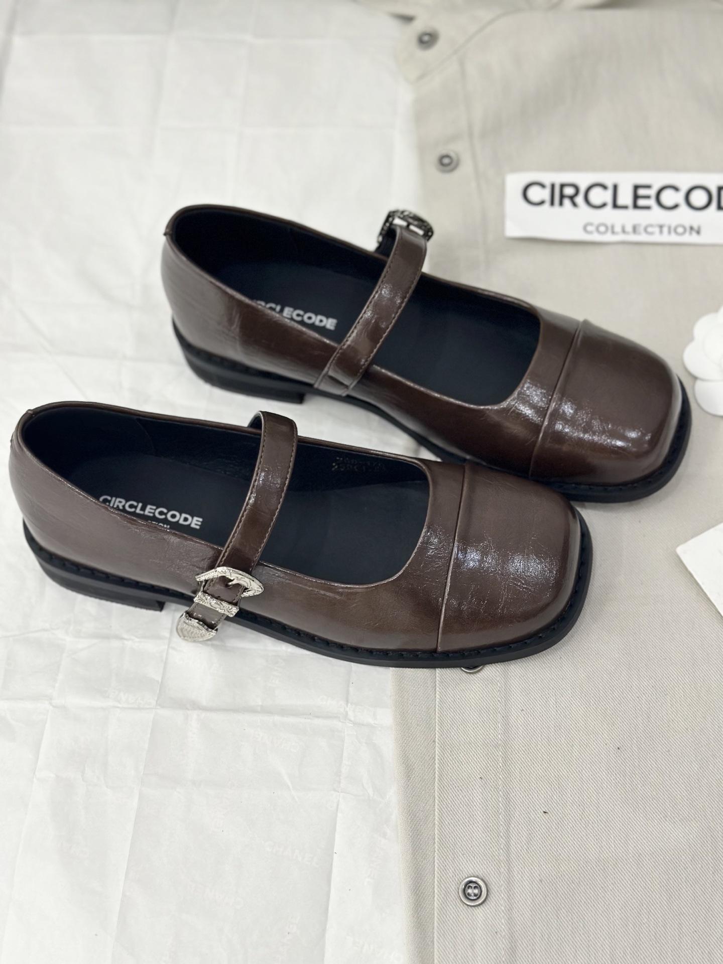 

Ретро туфли Мэри Джейн женские 2025 осень новые французские универсальные с ремешком на одной пуговице на низком каблуке с юбкой с открытым мыском одинарные туфли 39 коричневый