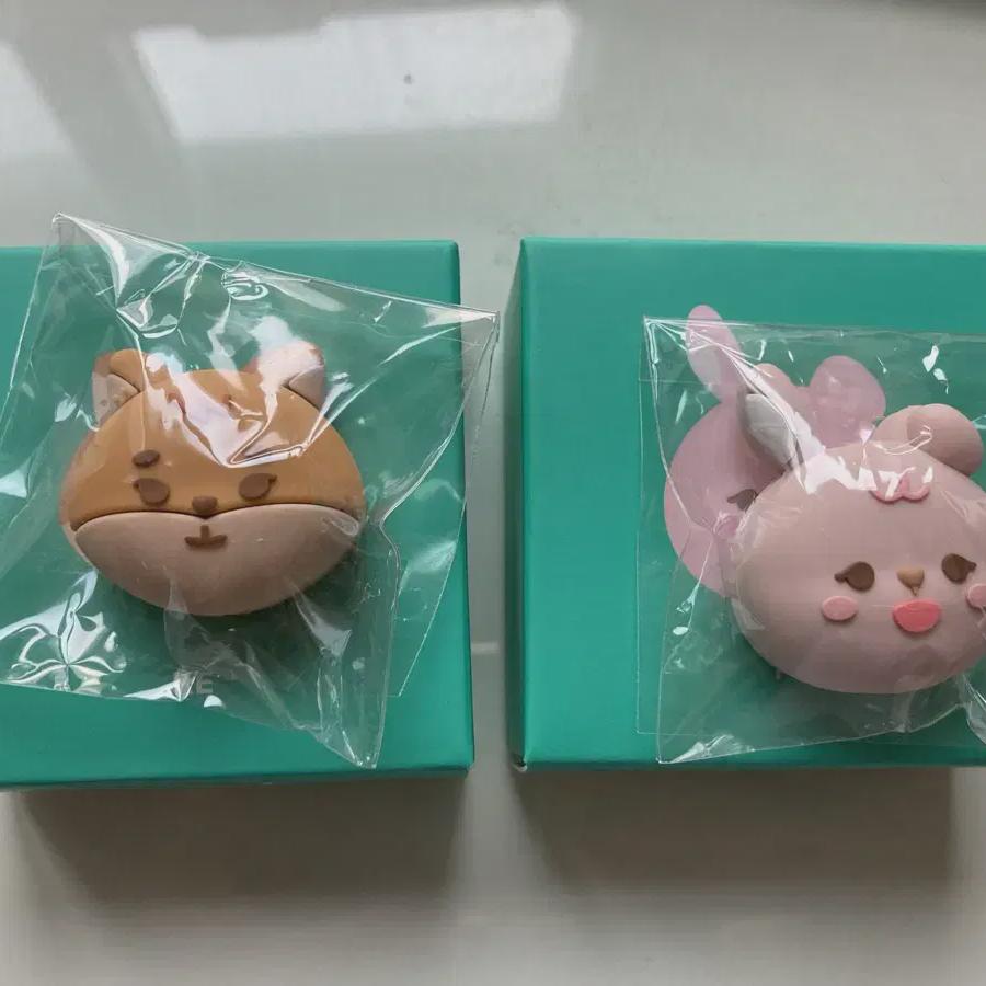 

Таблетка-держатель для кабеля Day6 Denimals