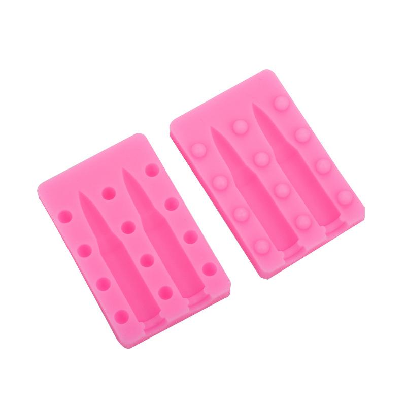Embossed 3D Gun Shape Silicone Biscuit Chocolate Mold Pistol Toy Pastry Epoxy Resin Mold Kitchen for Cake DIY Baking Accessories