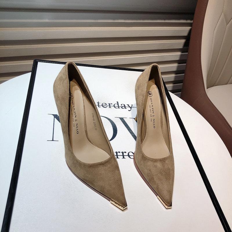 Khaki high heels women's 2025 new thin heel temperament celebrity suede light mouth pointed single shoes commuter work shoes