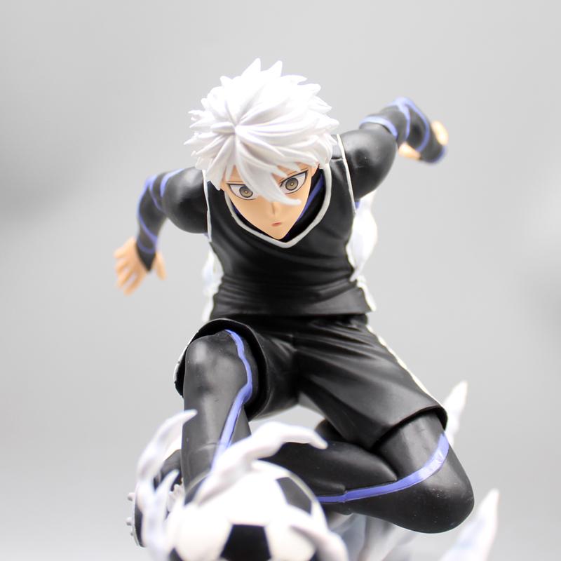 Blue Lock Figures Nagi Seishiro Anime Figure Football Action Figurine Pvc Model Desk Collection Room Statue Doll Birthday Gifts