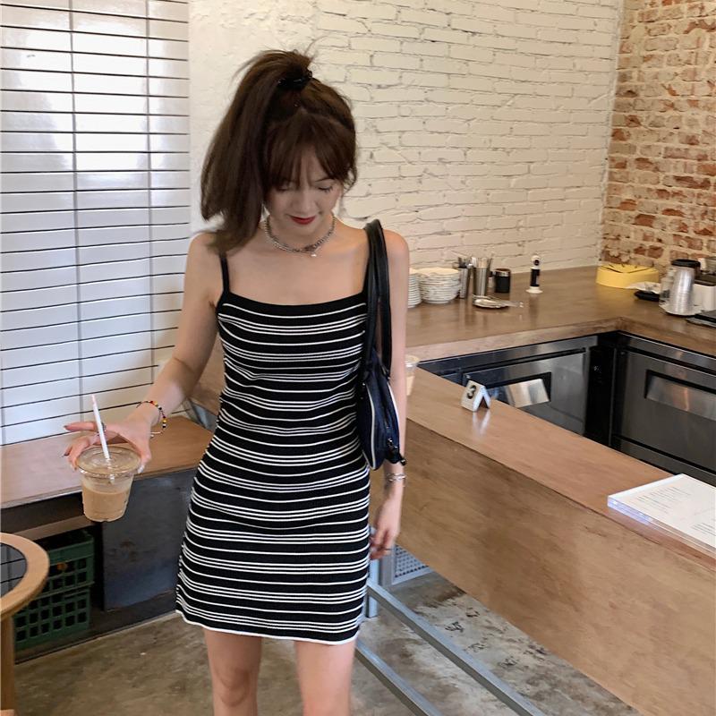 Women's 2026 French Striped Knit Bodycon Dress - Slimming, Waist-Cinching Midi Style for Summer