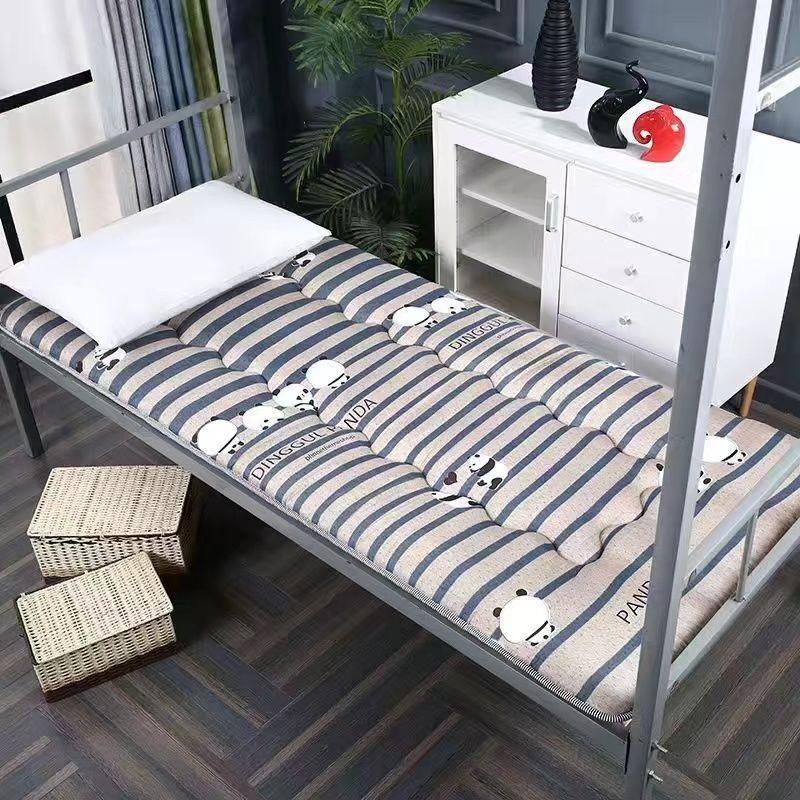 Ortable Futon Mattress | Skin-Friendly, Non-Slip, Breathable Cam Sleeping Pad with Star Pattern, Foldable Tatami Mat for Home and Travel