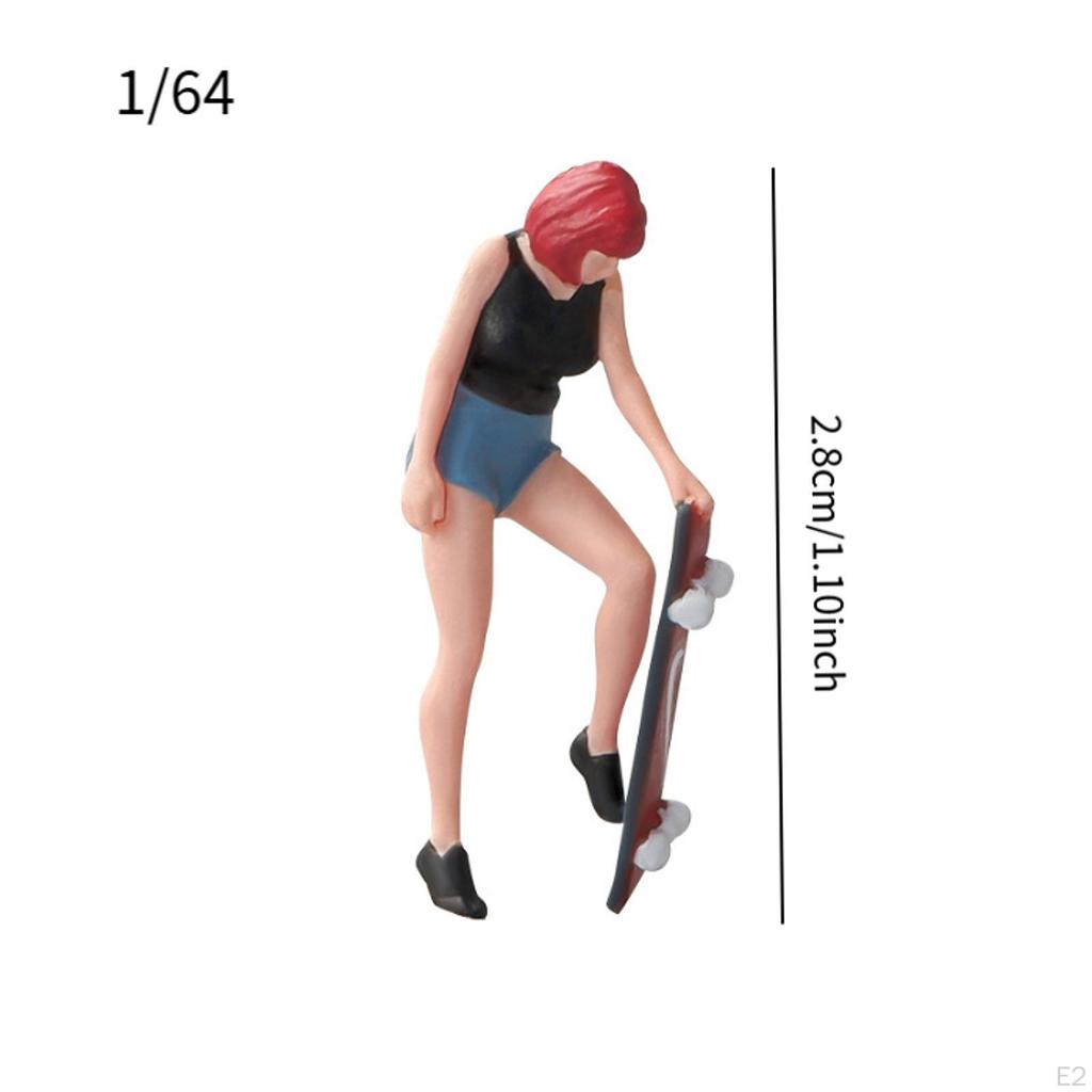 1/64 Miniature Figure Mini People Figurine Resin Skateboard Girl for Diorama Model