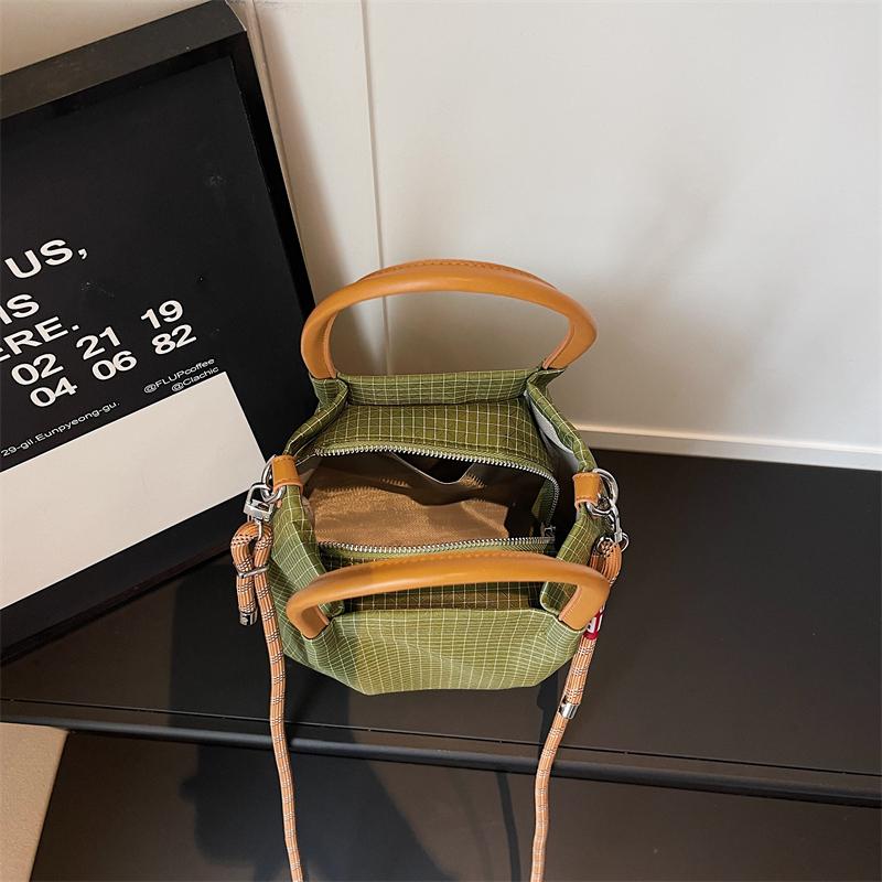 Vintage Plaid Tote Bag Women's Handbag Commuter Large Capacity Shoulder Bag