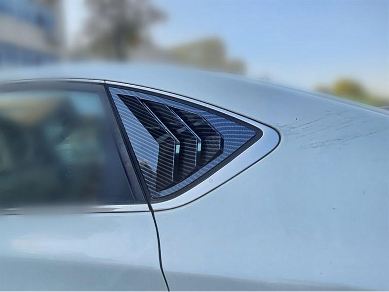 Carbon Fiber Rear Window Louvers for Sylphy 12-21 Mustang Models