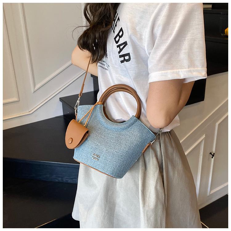 Today's Popular Bags Women's New Summer Fashion Niche Messenger Bags Bucket Bags